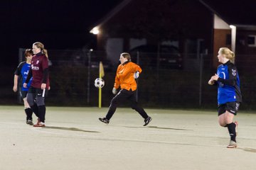 Bild 36 - Frauen am 26.10.12